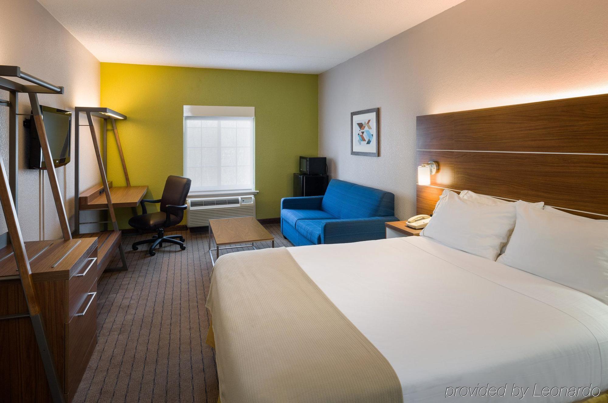 Express Philadelphia Ne - By Ihg Hotel 2*